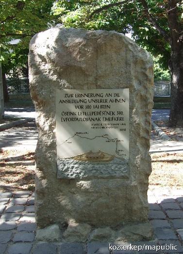 Emlékkő a solymári svábok betelepítésének 300. évfordulójára